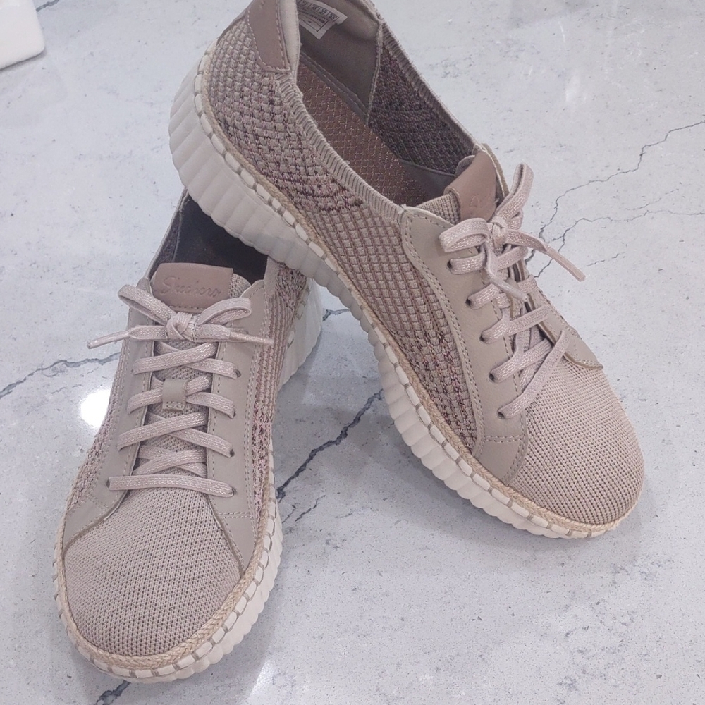 Women’s Sketchers Wilshire Blvd  Sneakers - Taupe/Pink/Brown  Size 10